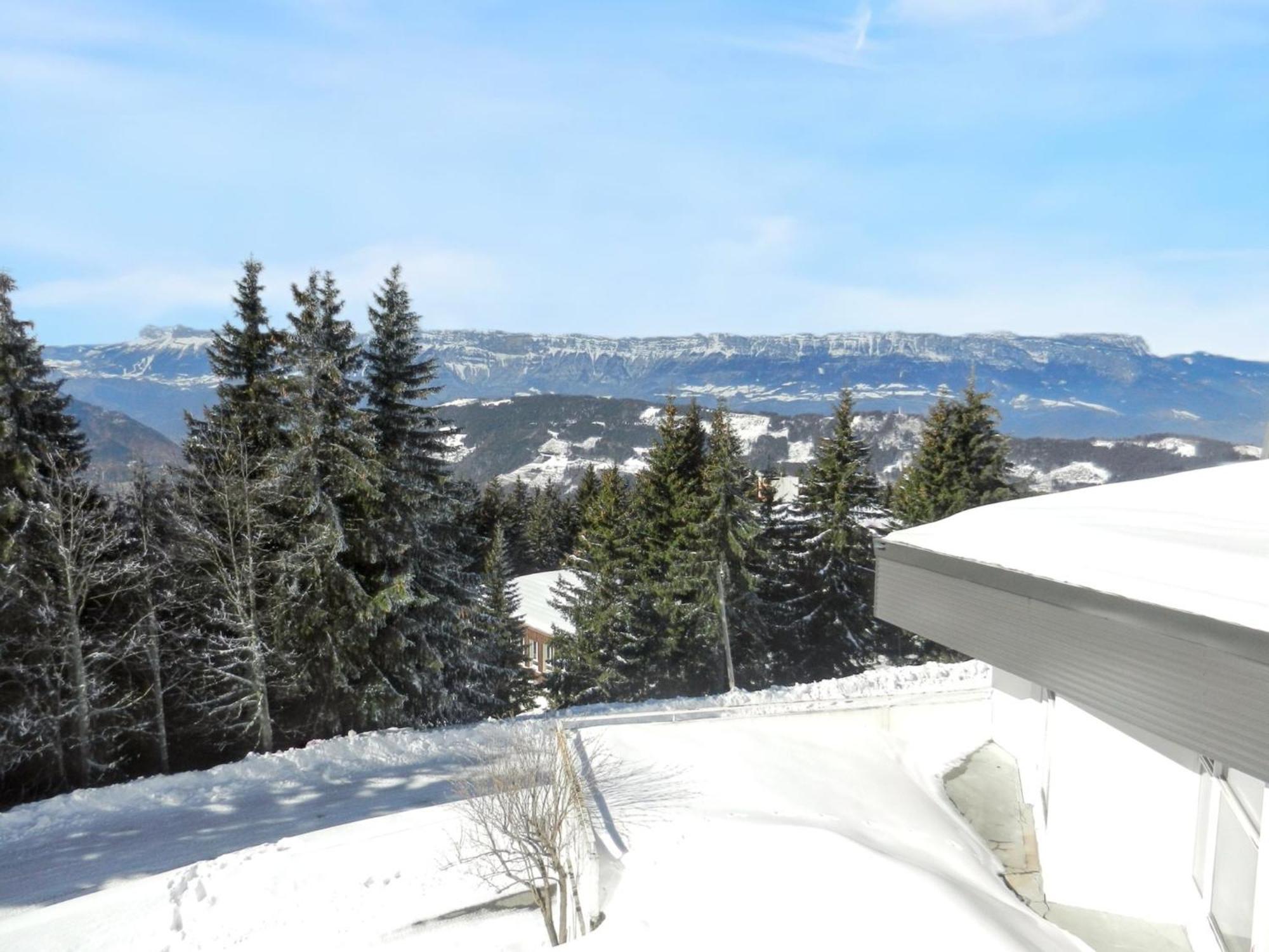 Appartement Charmant A Allevard Vue Montagne Piscine Partagee Kültér fotó